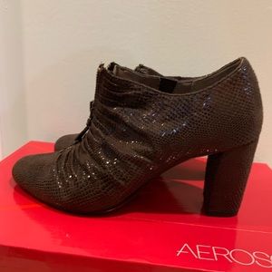 New Aerosoles glimmer Boots Size 7 W Brown snake